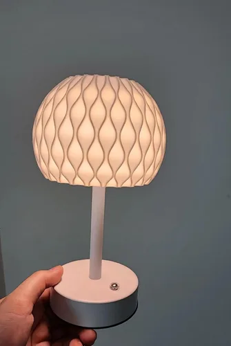 Miniatura 9 de Lámpara de mesa pequeña a pilas, 3 temperaturas de color, recargable, control táctil, lámpara de escritorio regulable, luz nocturna LED inalámbrica