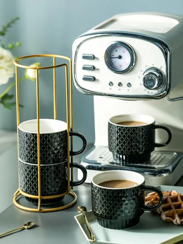 Miniatura 3 de LYEOBOH Juego de 4 tazas de café apilables con estante y cucharas, juego de tazas de café de 13 oz, juego de tazas demitasse de cerámica con relieve
