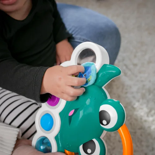 Miniatura 14 de Baby Einstein Ocean Explorers Neptune's Busy Bubbles - Juguete de actividad sensorial con luces interactivas y música, a partir de 3 meses Burbujas
