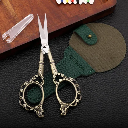 Miniatura 2 de YOUGUOM Tijeras de tejer con estuche, tijeras de ganchillo para roscar tijeras de coser para bordar, manualidades, punto de aguja, pequeñas tijeras