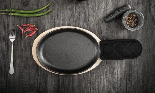 Miniatura 9 de HAWOK Plato de fajita de hierro fundido, 16.5 pulgadas de largo x 7.09 pulgadas de ancho, con bandeja de bambú y soporte para mango, pre-sazonado