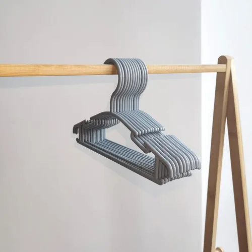 Miniatura 6 de GoodtoU Perchas de plástico para bebés, color gris, paquete de 60, resistentes y duraderas, ideales para ropa de niños