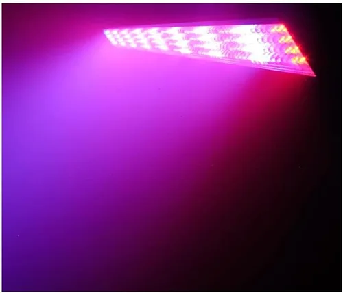 Miniatura 2 de CHAUVET DJ COLORstrip - Luz de lavado lineal LED con programas activos automatizados y de sonido integrados, color negro