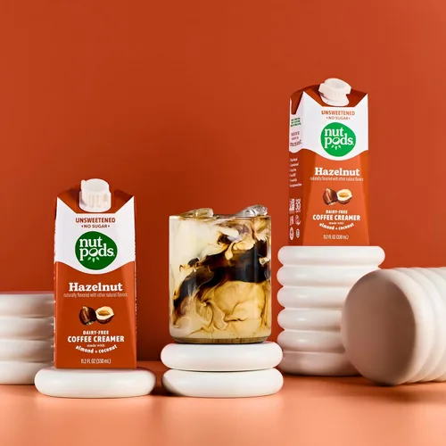 Miniatura 6 de nutpods Crema de avellanas - Crema sin azúcar sin lácteos hecha de almendras y cocos - Crema keto, Whole30, sin gluten, sin OMG, vegana, sin azúcar