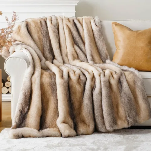 Miniatura 11 de BATTILO HOME Manta de Tiro de Piel Sintética Beige Suave Lujosa Fruncida Difusa Felpa Elegante con Manta de Visón Reversible para Sofá, Silla, Sofá