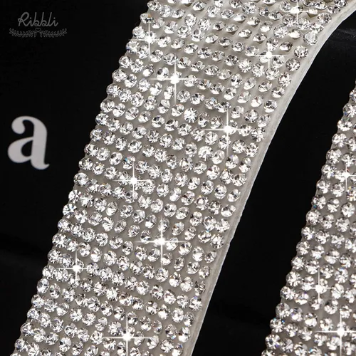 Miniatura 3 de Ribbli Cinta de diamantes de imitación de cristal autoadhesiva de 3 yardas, diamantes de imitación para manualidades, cinta plateada para decoración