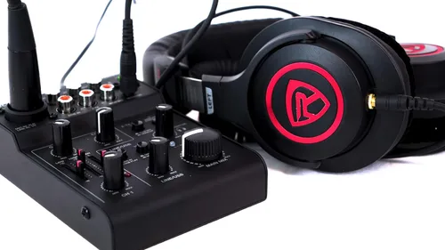 Miniatura 7 de Rockville RockMix Mezclador Pro de 5 canales con interfaz USB, Bluetooth, eco, ecualizador de 2 bandas, diseño compacto, portátil, para podcasting