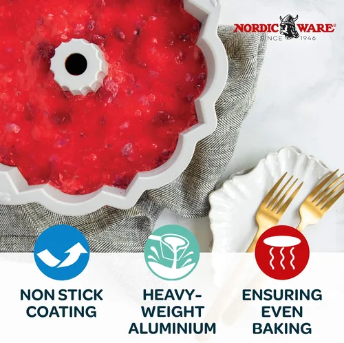 Miniatura 3 de Nordic Ware Platinum Anniversary Bundt Pan and Angel Food Cake Pan Bundle Juego de utensilios para hornear de 2 piezas