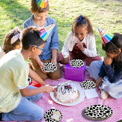 Miniatura 6 de 120 piezas de suministros para fiesta de cumpleaños con estampado de vaca marrón, vajilla de papel desechable con platos y servilletas de 7 pulgadas