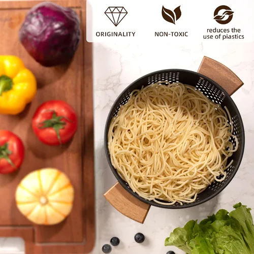Miniatura 5 de Colador de metal con mango de madera y base estable, cesta coladora de cocina de acero con recubrimiento en polvo para escurrir pasta, verduras