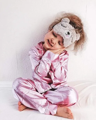 Miniatura 2 de Conjunto de pijama de satén para bebés y niños pequeños, pijamas de manga larga con botones para niñas