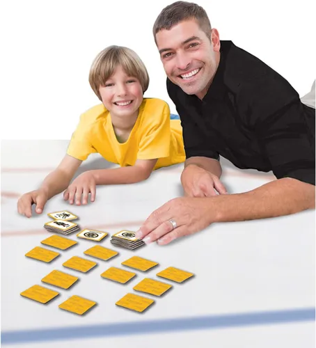Miniatura 4 de MasterPieces Juego de cartas a juego de imágenes de los Boston Bruins con licencia oficial de la NHL para niños y familias
