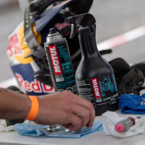 Miniatura 5 de Motul 104881 MC Care E2 Moto Wash Powersports - Desengrasante y limpiador en aerosol para uso en todas las superficies 1 litro