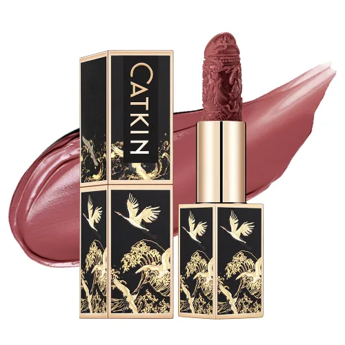 Miniatura 19 de Catkin Lápiz labial semimate hidratante de color de alto impacto infundido con vitamina E y aceite de aguacate, textura suave y sedosa, acabado mate