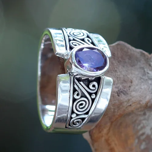 Miniatura 4 de NOVICA Anillo artesanal hecho a mano con amatista de plata de ley 925 con piedra natal púrpura de Indonesia 'Purple Karma