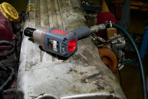 Miniatura 5 de Ingersoll Rand 2146Q2MAX Llave de impacto neumática de 1", silenciosa, torque de aflojamiento de tuercas de 2,000 ft-lbs, servicio de mantenimiento