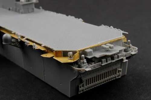 Miniatura 10 de Hobby Boss USS Boxer LHD-4 Kit de construcción de barcos