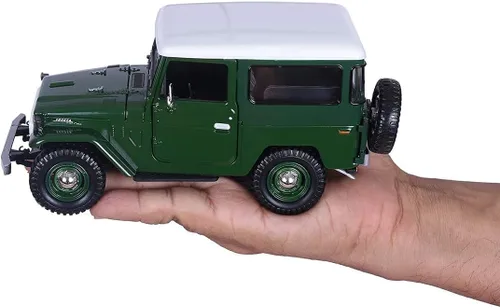 Miniatura 4 de Toyota FJ40 Verde Oscuro con Top Blanco 1/24 Diecast Model Car by Motormax