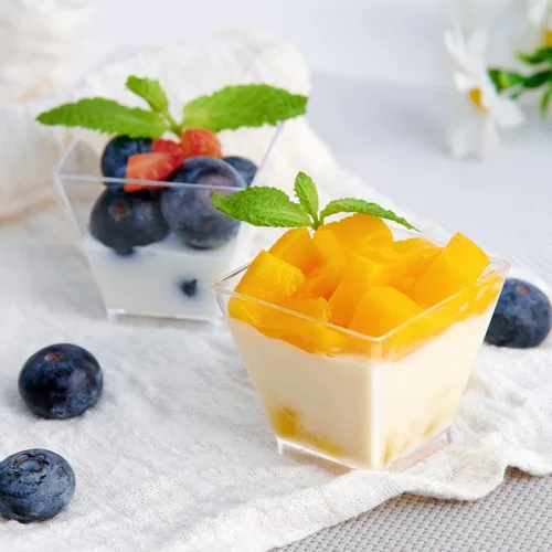 Miniatura 4 de JOLLY CHEF Paquete de 100 mini tazas cuadradas de postre de 2 onzas con cucharas, taza de plástico transparente para aperitivos de parfait, cuenco