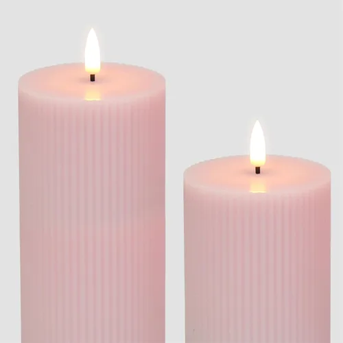 Miniatura 7 de Velas de pilar sin llama acanaladas rosadas con control remoto, velas LED parpadeantes de cera que funcionan con pilas, juego de 2
