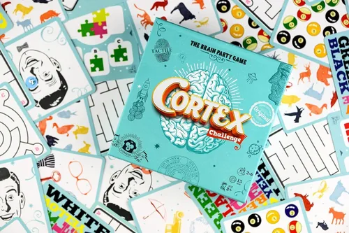 Miniatura 3 de CardLords Folded Wishes - Juego de origami abstracto para 2-4 jugadores, a partir de 6 años