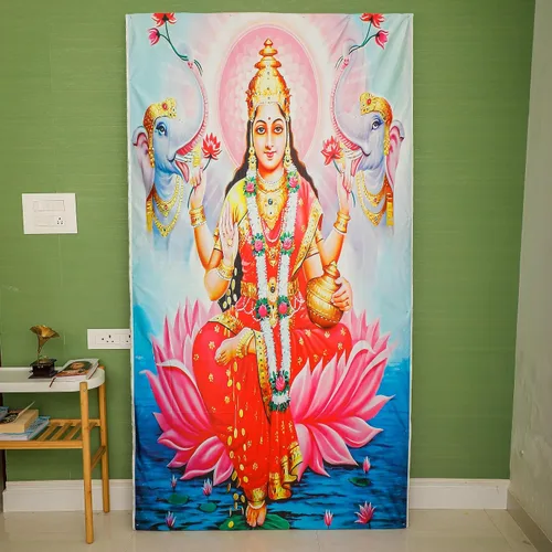 Miniatura 9 de Desi Favors Gran tela de algodón Lakshmi MATA/Ashtalakshmi - Decoración de telón de fondo indio estilo Pooja, regalo para bodas hindúes, festivales