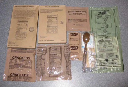 Miniatura 2 de MRE (comidas listas para comer) Auténtico excedente militar de Estados Unidos sabor surtido (paquete de 2)
