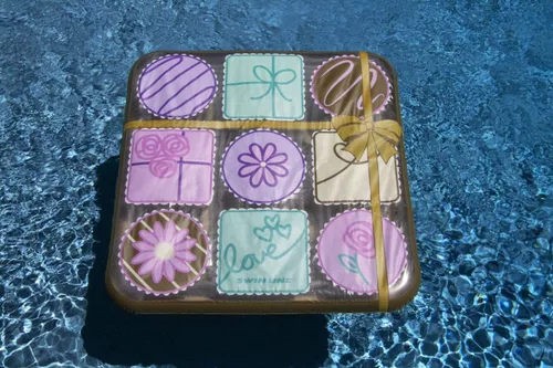 Miniatura 2 de Swimline Box of Chocolates - Flotador de piscina, marrón, 73"/73"/10