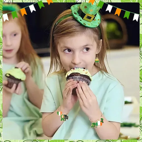 Miniatura 6 de SANNIX 110 piezas de 55 pares de dijes del día de San Patricio, trébol de San Patricio, dije de esmalte dorado para hacer joyas, pulseras, collares