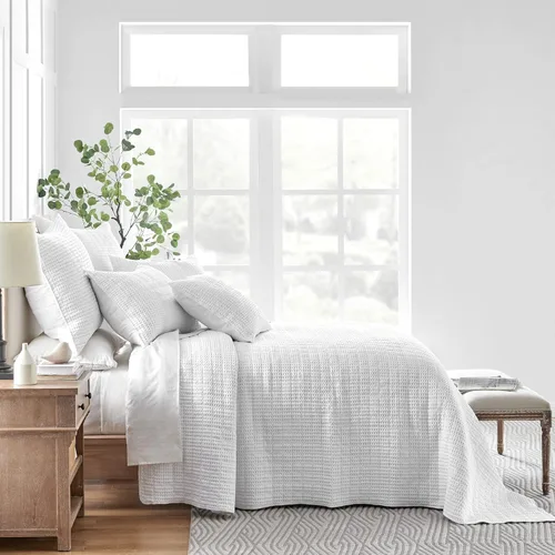 Miniatura 2 de Levtex Home - Juego de colcha Mills Waffle King (120x104 pulgadas) con 2 fundas de almohada (36x20 pulgadas) - Blanco brillante - Juego de colcha