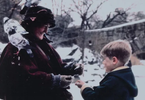 Miniatura 9 de Pareja de palomas de Solo en casa 2 Réplicas auténticas hechas en EE. UU. Directamente de John Perry, quien las creó para la película