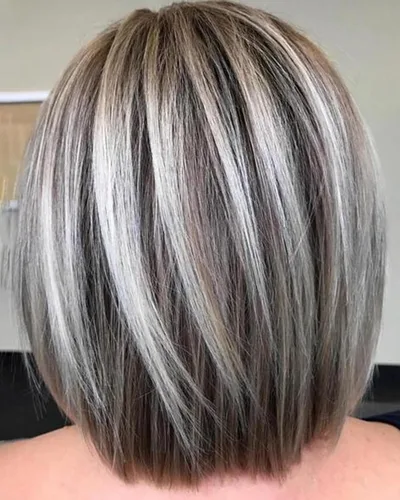Miniatura 11 de RENERSHOW Pelucas rubias en capas para mujeres blancas con flequillo, peluca de pelo corto lacio, peluca sintética de color rubio degradado