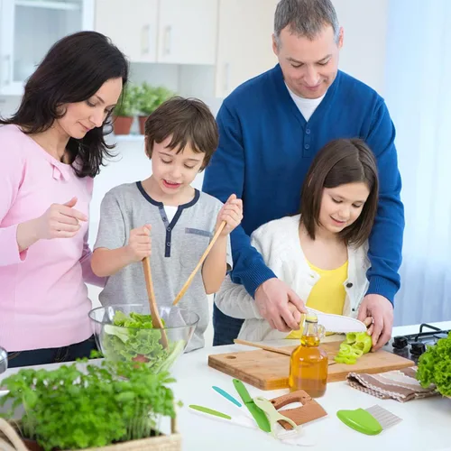 Miniatura 2 de Leking Juego de 3 cuchillos de cocina para niños, bordes dentados de plástico, para cocinar y cortar pasteles, frutas y verduras, perfectamente
