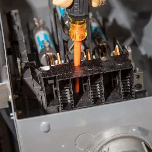 Miniatura 4 de Klein Tools 33734INS - Juego de destornilladores aislados de punta delgada de 1000 V, 4 piezas y 70550 llaves hexagonales, 11 tamaños SAE