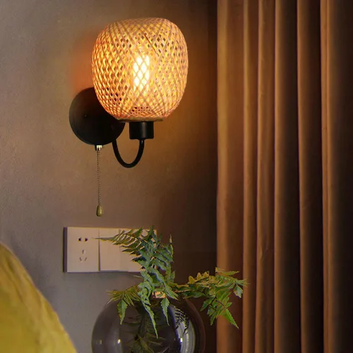 Aplique de pared de bambú vintage de ratán bohemio con cordón de tracción de mimbre tejido a mano lámpara de granja E26 E27 base para sala de estar,