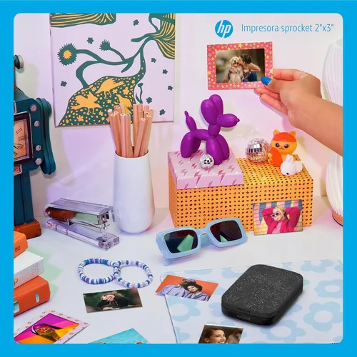 Miniatura 7 de Impresora fotográfica portátil HP Sprocket 2x3 (Negro Noir) Imprime imágenes en papel adhesivo Zink, desde tu dispositivo iOS y Android.