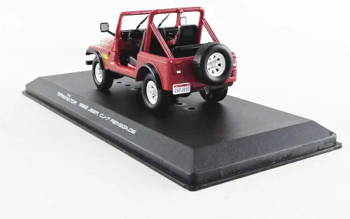 Miniatura 4 de Jeep CJ-7 Renegade 1983 de Sarah Connor - The Terminator (1984), auténtica decoración de películas, detalles cromados, neumáticos de goma reales