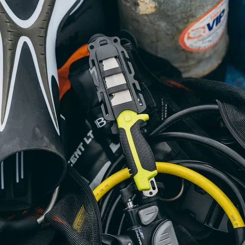Miniatura 5 de GEAR AID Tanu - Cuchillo de buceo y rescate con funda, hoja de punta roma de 3 pulgadas Nav Verde