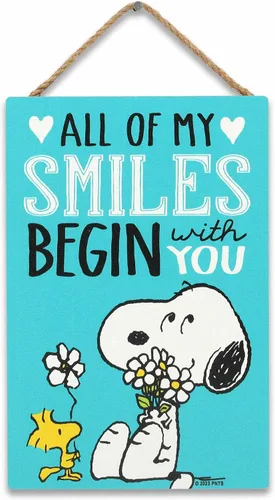 Peanuts Snoopy All My Smiles Begin With You - Decoración de pared de madera para colgar – Lindo cartel de Snoopy – Gran idea de regalo Blanco/Aqua