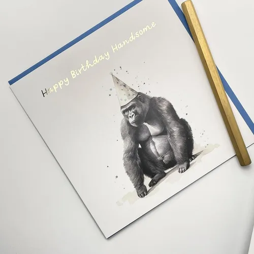 Miniatura 3 de Old English Co. - Tarjeta de feliz cumpleaños para él, tarjeta de cumpleaños de Funyn Gorilla Party Hat para papá, hijo, abuelo, sobrino, hermano