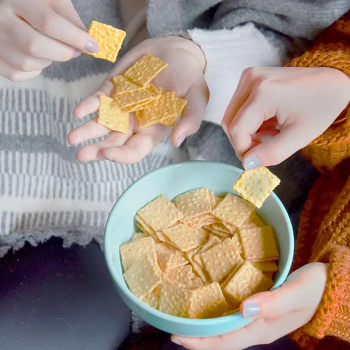 Miniatura 11 de Good Thins Paquete variado de galletas de arroz y maíz sin gluten, 4 cajas