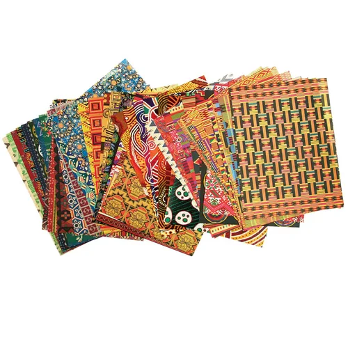 Roylco Around The World Paper - 96 hojas de papel surtido de manualidades culturales, 48 patrones globales para arte, collage, proyectos