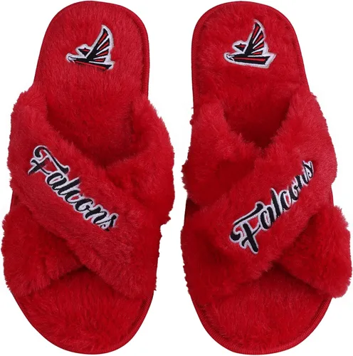 Miniatura 26 de FOCO Pantuflas deslizantes cruzadas mullidas con logotipo de texto del equipo NFL para mujeres