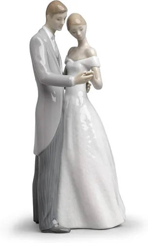 LLADRÓ Figura de porcelana de una pareja de bodas unidos para siempre. boda decorativa del novio y la novia en porcelana brillante.