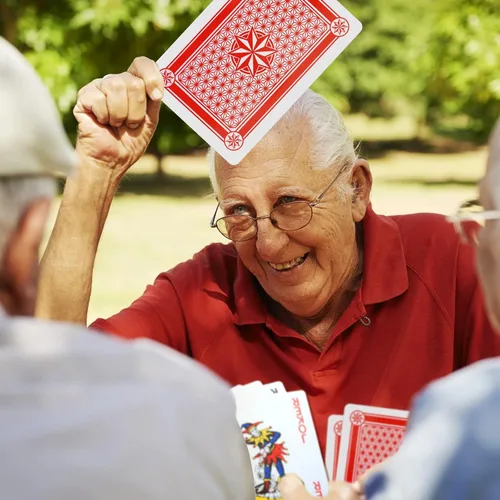 Miniatura 7 de GSE Games & Sports Expert Naipes jumbo, cartas grandes de gran tamaño, póker enorme para adultos, personas mayores, decoraciones de fiesta de casino