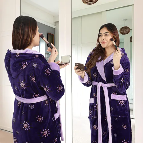 Miniatura 6 de NY Threads Bata de baño afelpada con capucha para mujer