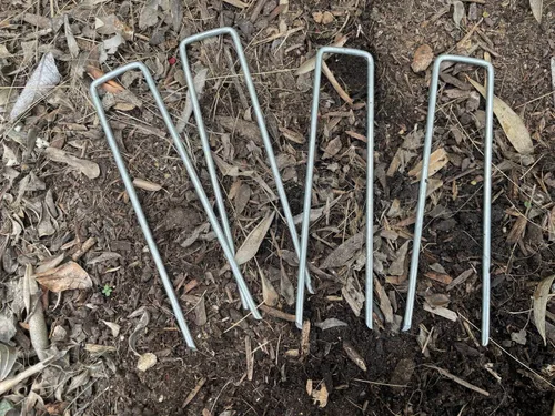 Miniatura 3 de Sandbaggy Grapas de césped para jardines de 6 pulgadas (acero galvanizado de calibre 9) ~ Ideal para suelos duros - 20% más grueso que