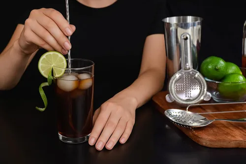 Miniatura 9 de Juego de coladores de cóctel de acero inoxidable con cuchara para remover - Colador Hawthorne, Julep y colador de malla fina para bebidas