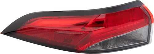 Ensamble de luz trasera exterior TRQ para lado del conductor izquierdo trasero. Compatible con Toyota Corolla XLE 2020, 2021, 2022 y Toyota Corolla