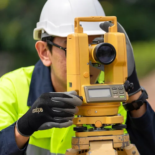 Miniatura 5 de COOLJOB Guantes de trabajo de seguridad de nitrilo de microespuma para jardín con dedos táctiles, 6 pares, guantes ligeros para manos sudorosas